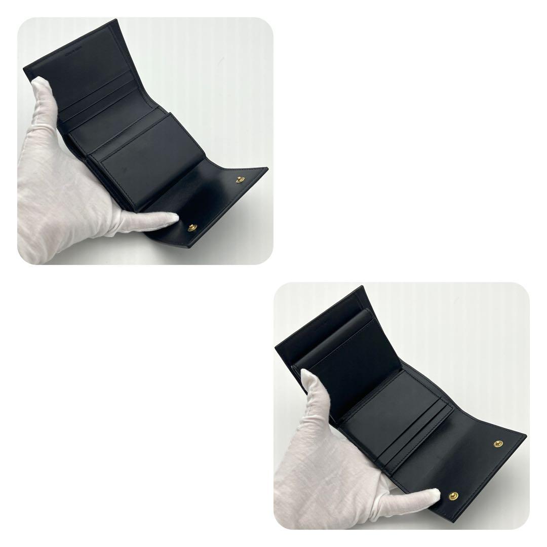 【新ロゴ・最高級美品】セリーヌ　レザー　スモールトリフォールド　三つ折り財布