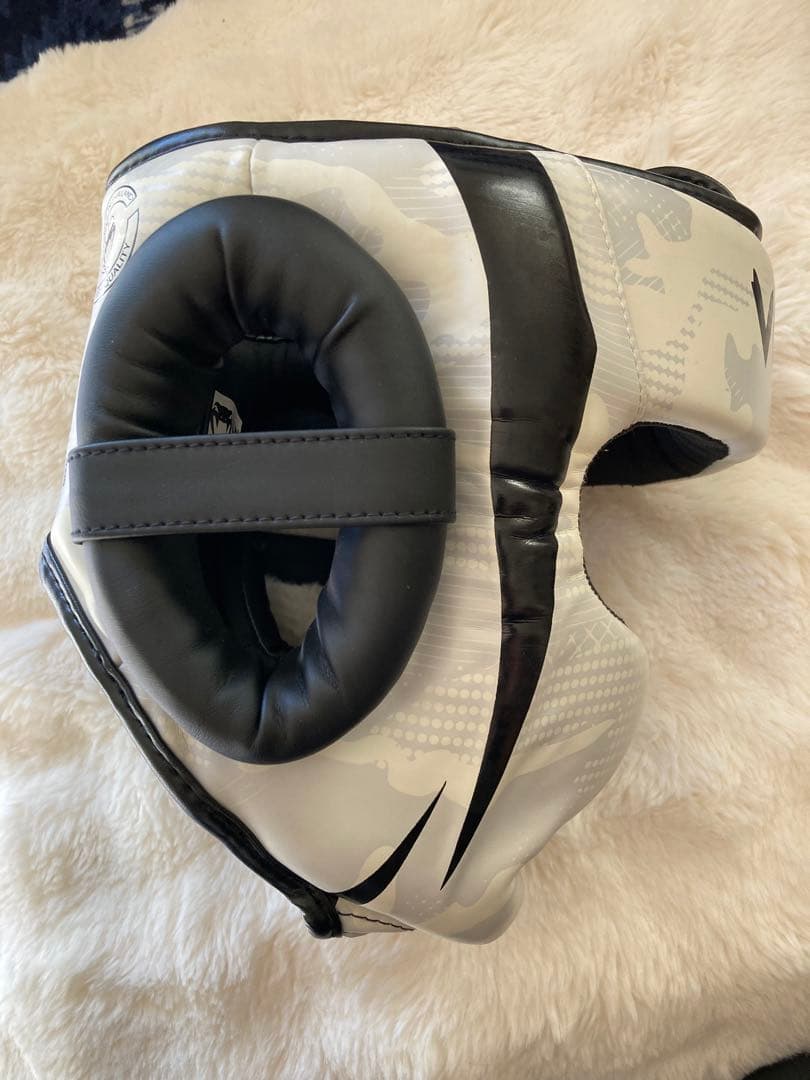 Venum Elite ヘッドギア - ホワイト/カモ　Mサイズ