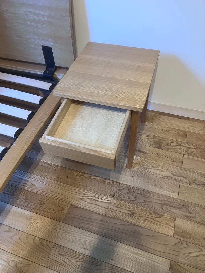 2月中直接引取り限定 無印良品 タモ材シングルベッドヘッドボード付 サイドボード