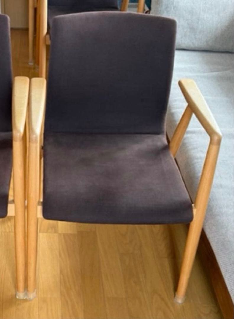 宮崎椅子製作所　村澤一晃デザイン　GINA （ジーナ）チェア b