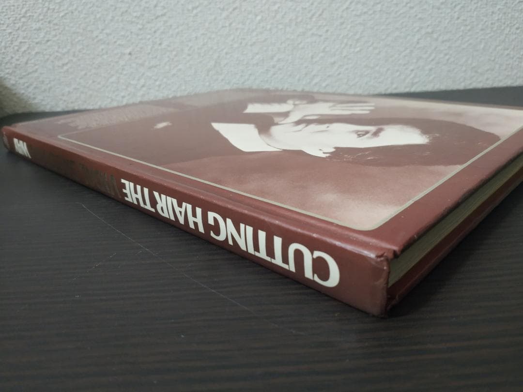 趣味・スポーツ・実用 cutting hair the vidal sassoon way