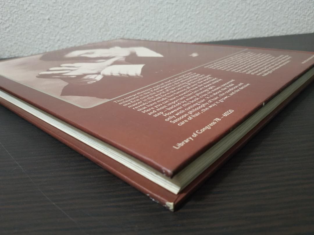 趣味・スポーツ・実用 cutting hair the vidal sassoon way