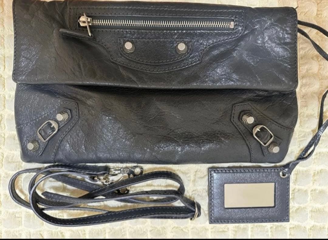 BALENCIAGA グレー レザー ショルダー バッグ