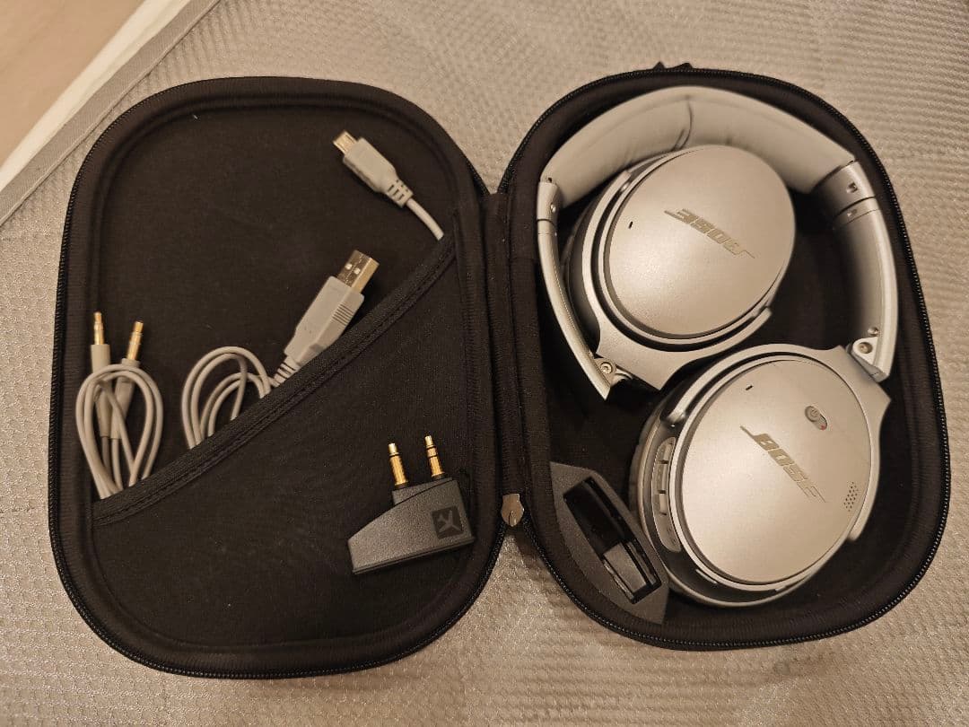 Bose QuietComfort 35 ヘッドセット型イヤホン