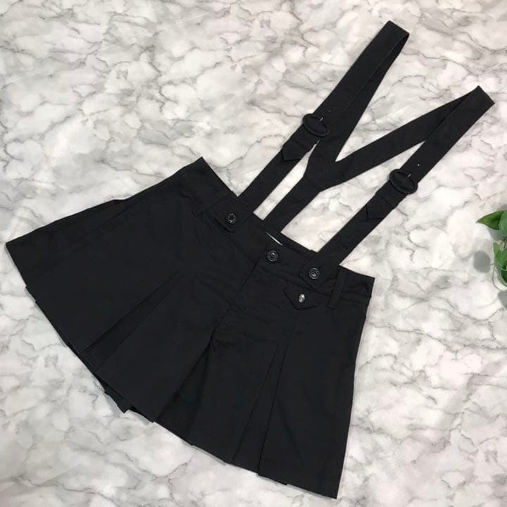 マークアンドロナ ゴルフスカート　キュロット　黒プリーツ スカル 日本製 S