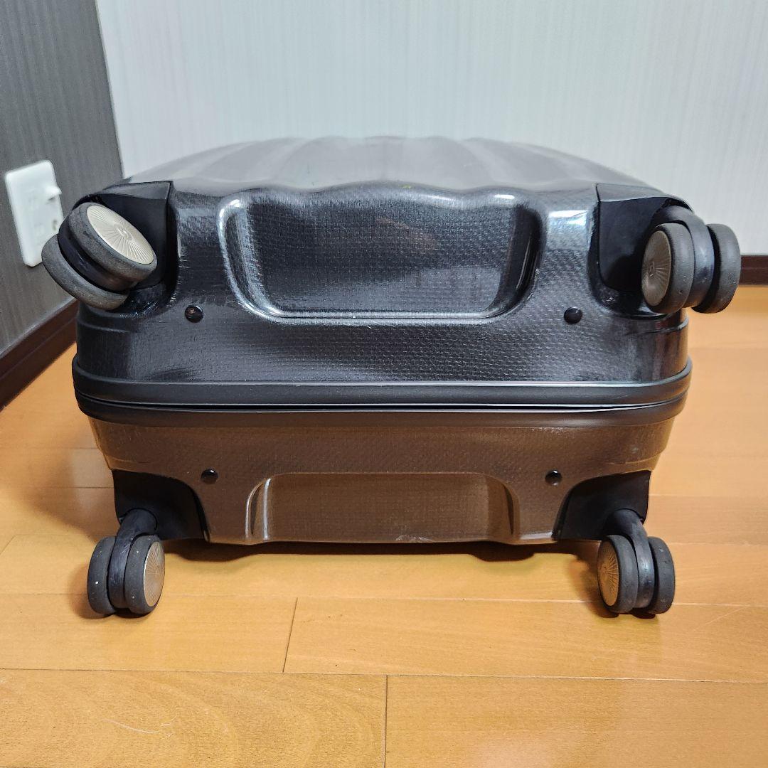 サムソナイト 超軽量 キューブライト76 コスモライトの高級版