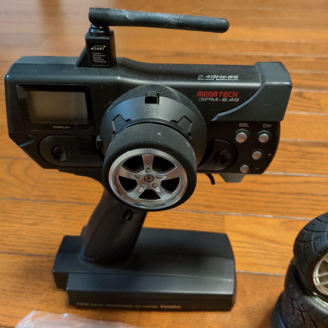 ドリフト　ヨコモ　シャーシ未使用　フタバプロポ　セット　(割れ補修あり)