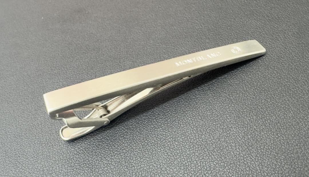 極美品★MONT BLANC モンブラン ネクタイピン ビジネス　シルバー系