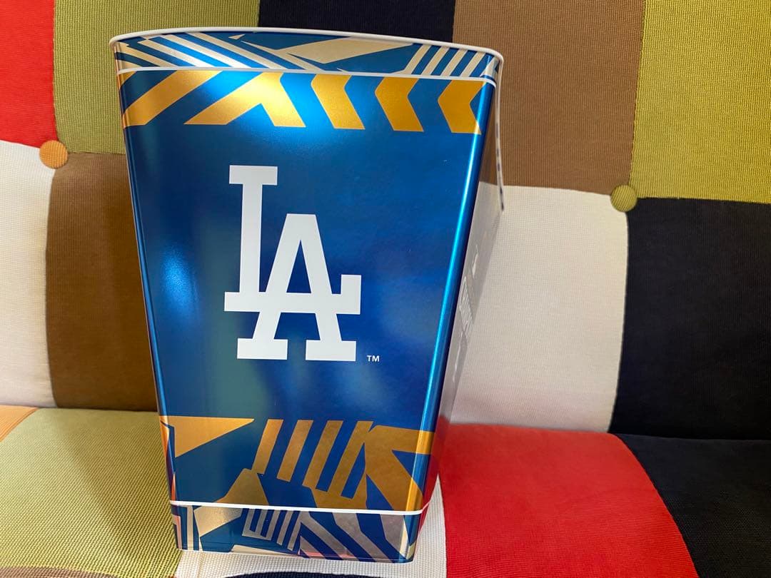 Hello Kitty ロサンゼルス・ドジャース ぬいぐるみ