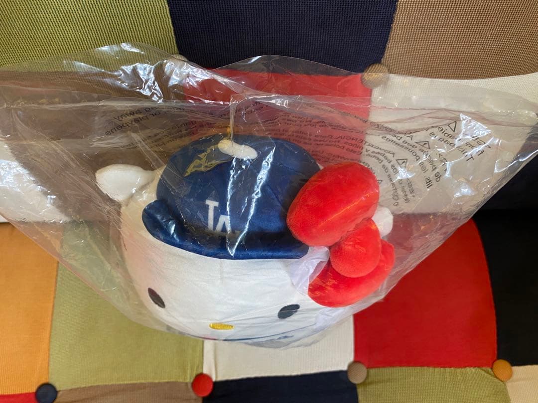 Hello Kitty ロサンゼルス・ドジャース ぬいぐるみ