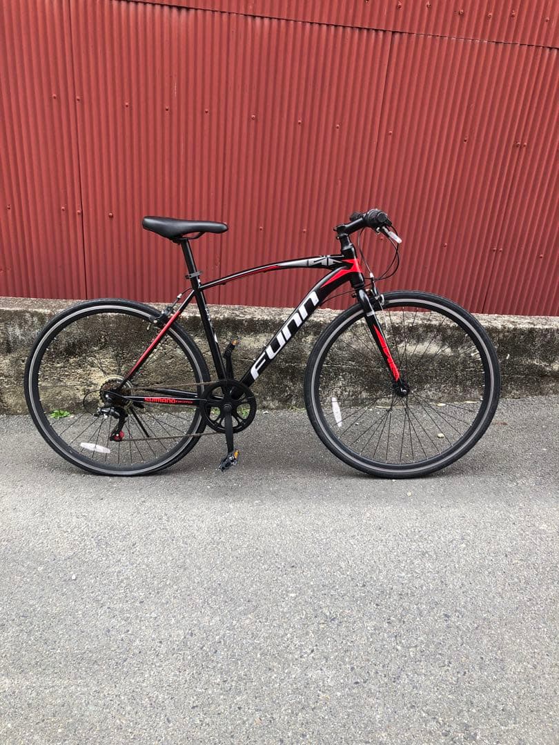 【京都発】クロスバイク　黒赤カラー　外装６段変速　すぐに乗り出し可能
