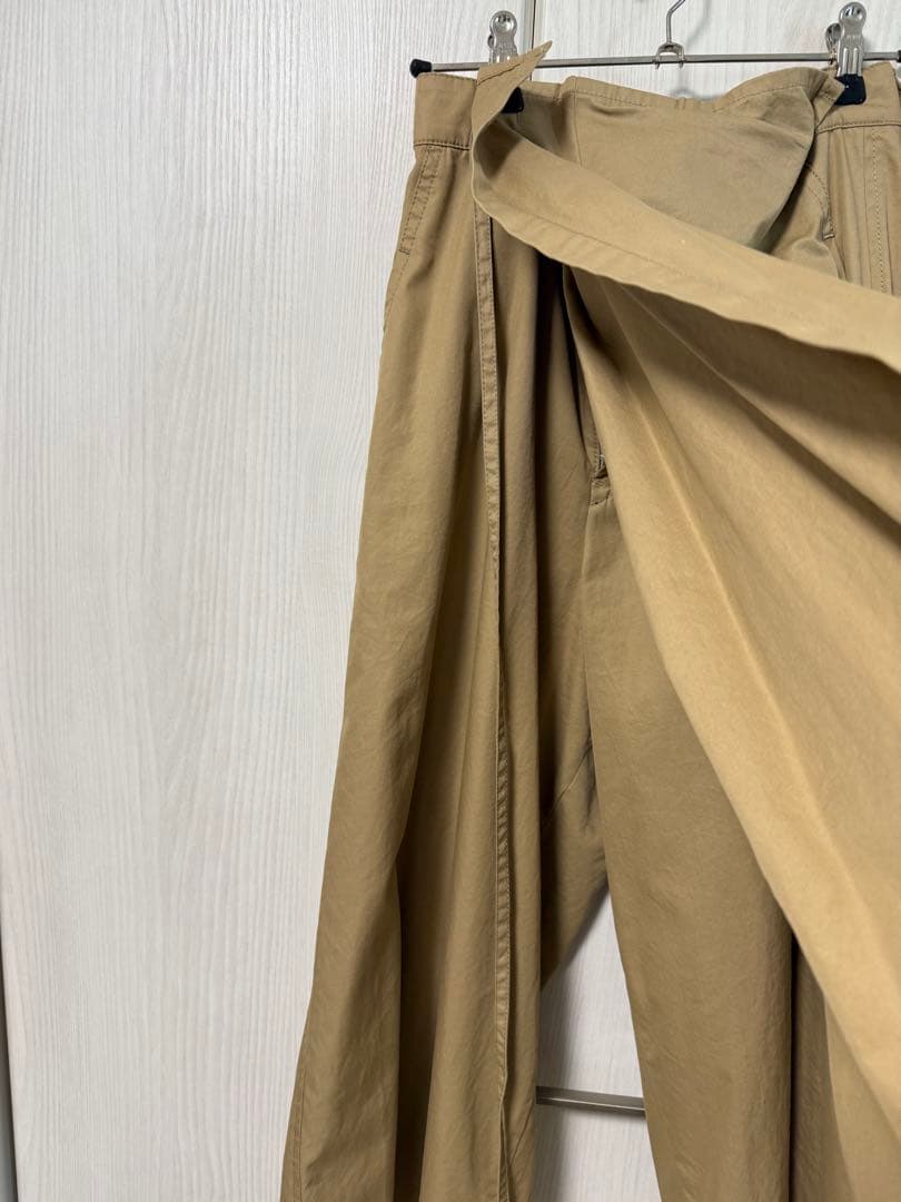 Y’s yohjiyamamoto ベージュ 変形キュロットパンツ