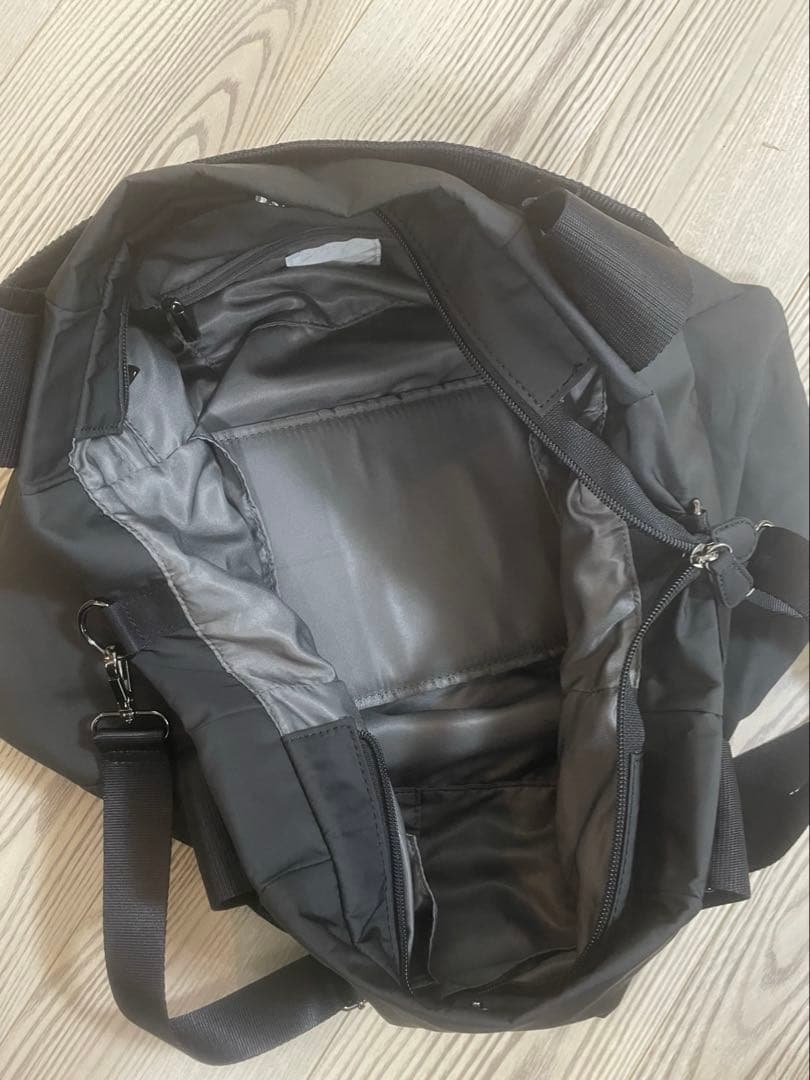 ear PAPILLONNER ショルダー付き/樹脂パーツトートバッグLサイズ