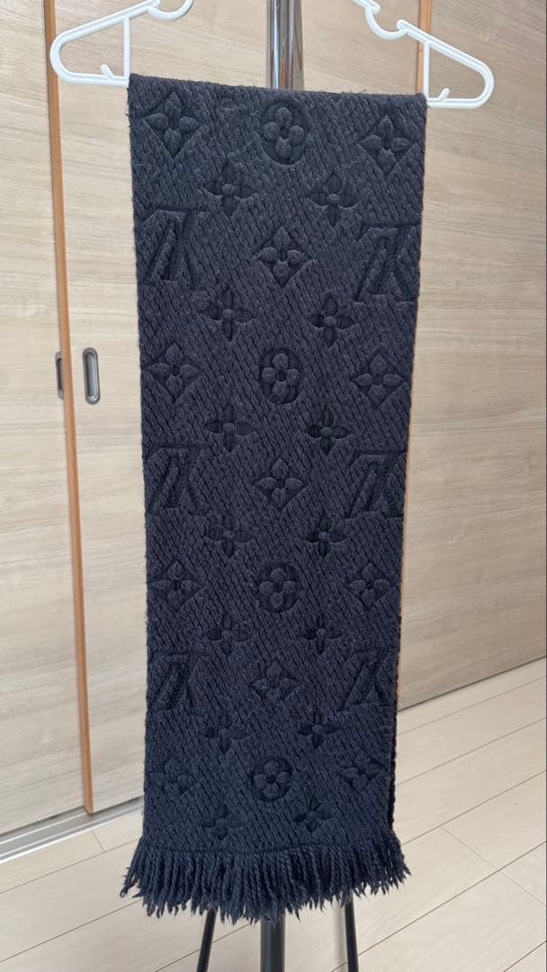 ルイヴィトン　エシャルプロゴマニア　マフラー　黒ブラック