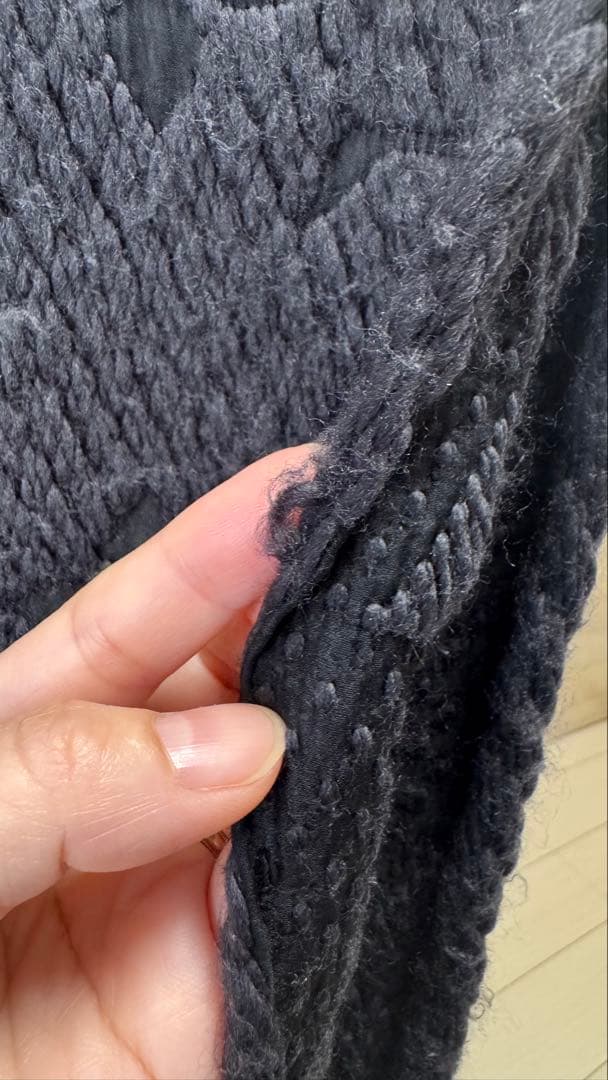 ルイヴィトン　エシャルプロゴマニア　マフラー　黒ブラック