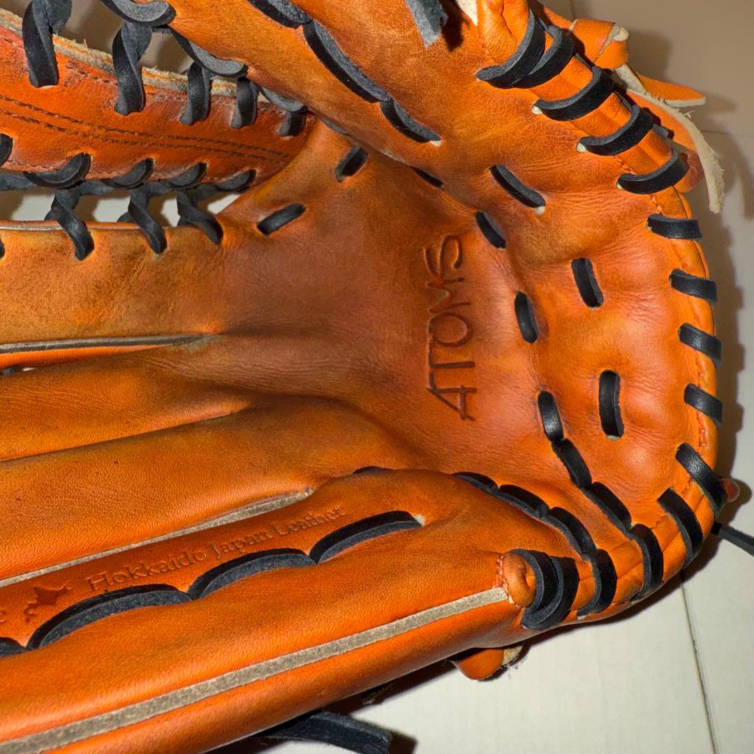 ATOM 硬式グローブ 左利き用　オレンジ
