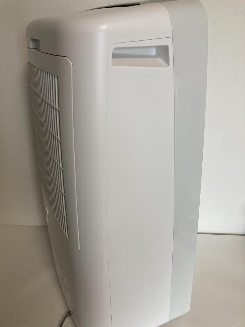 専用！！CV-N180-W　シャープ 衣類乾燥機 除湿機 18L /