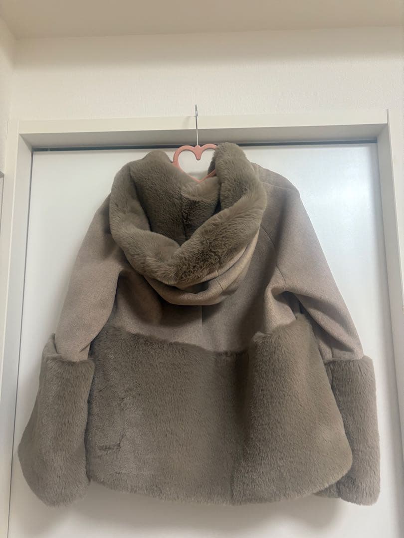 sati【美品】アストリアオディール　ファー切り替えコート