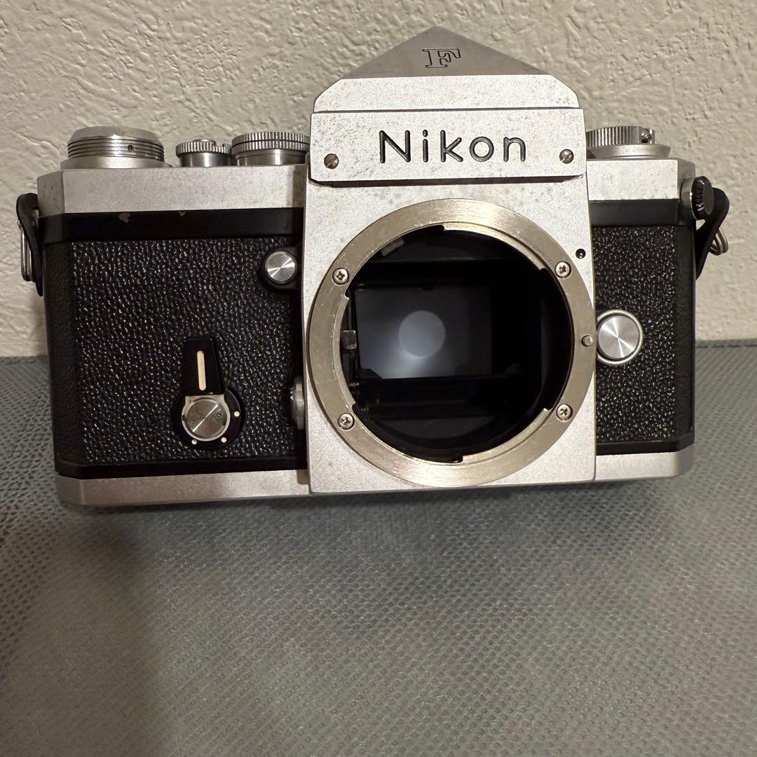 Nikon F後期　アイレベル　フィルム一眼レフカメラ