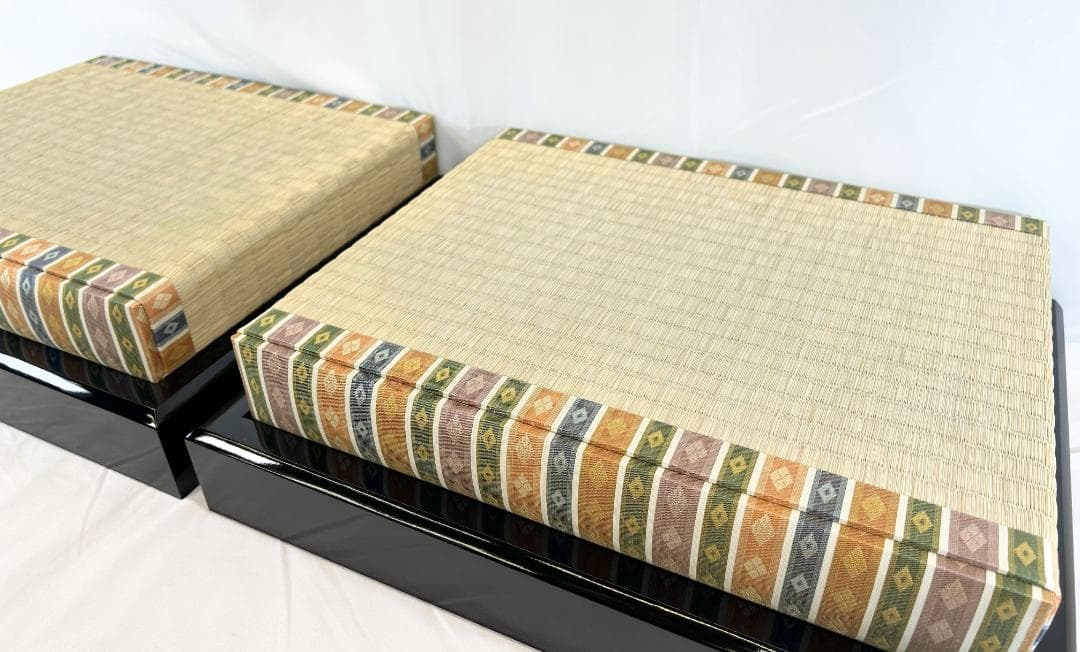 r7-3-10-18 親王台　極上7番　木製京式　黒塗艶有　飾り台　玉台　雛道具