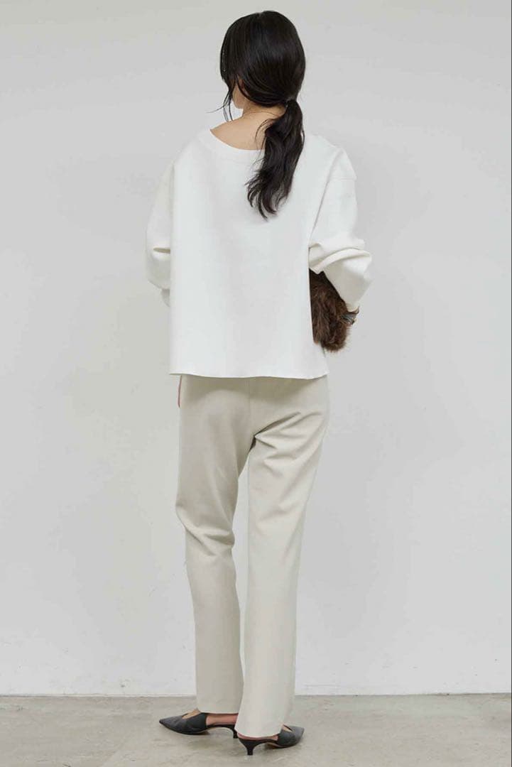 ガリャルダガランテ ボートネックスウェット