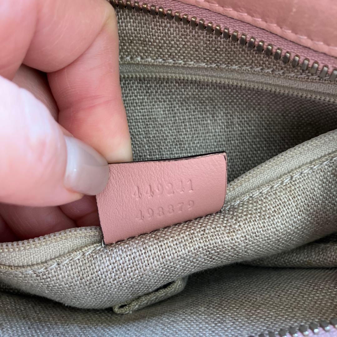 GUCCI ピンクレザーショルダーバッグ