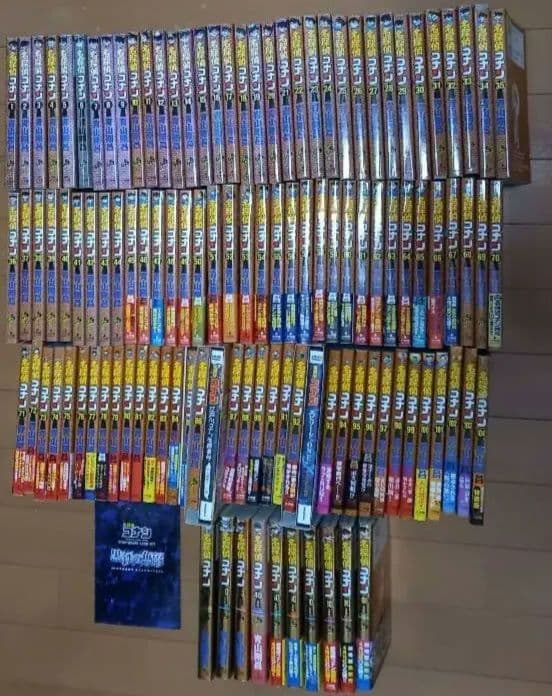 名探偵コナン104巻公式ガイドブックSDB10冊+特典黒鉄の魚影絵コンテ➕