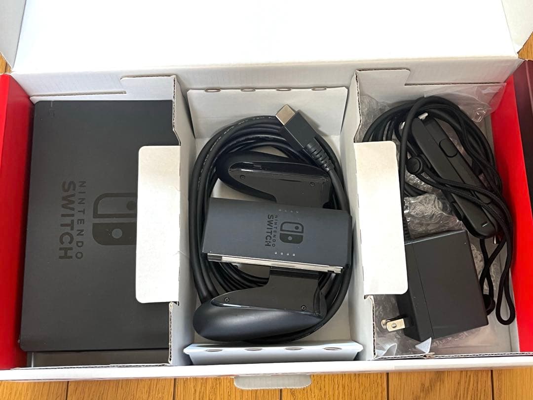 【美品】 ケース付き※Nintendo Switch 本体 フルセット