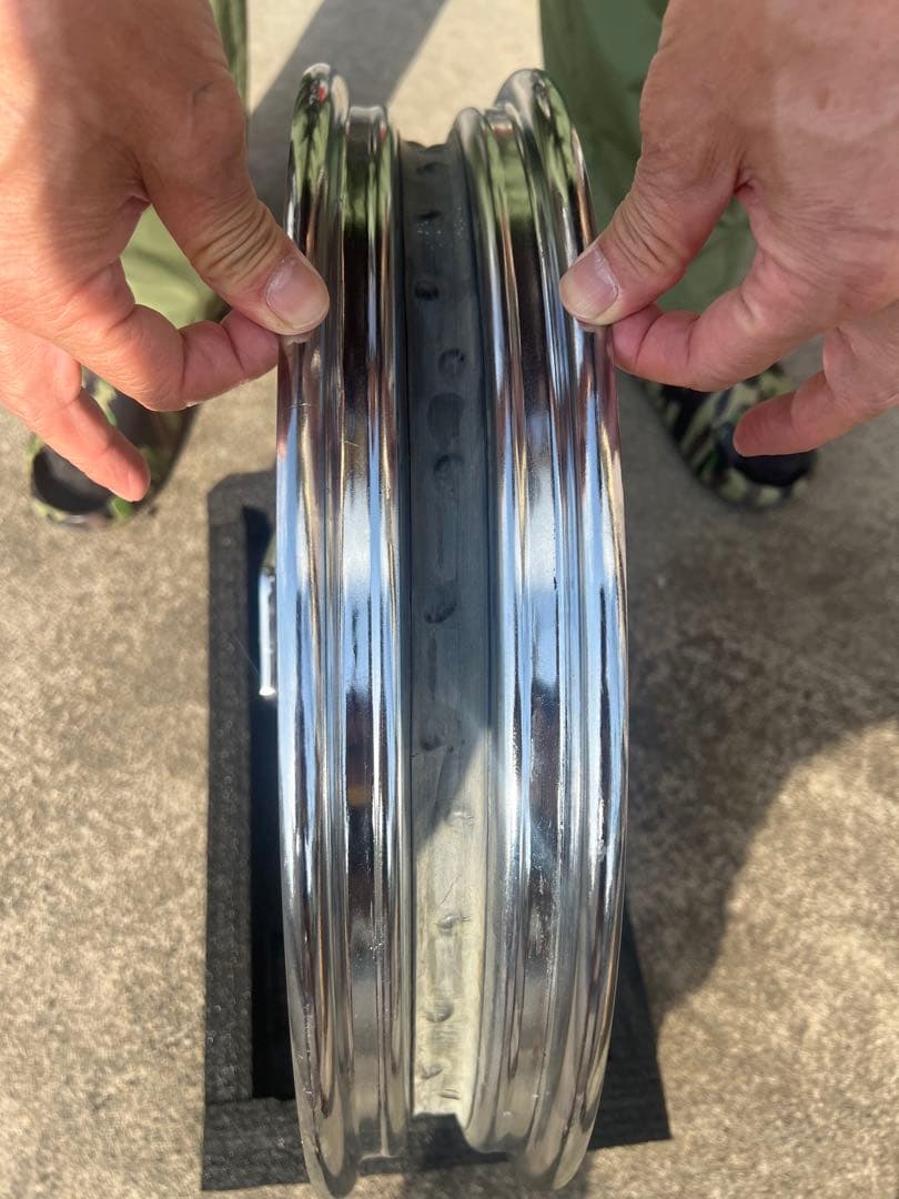 ハーレー　エボ　スポークホイール クロームメッキ　 19インチ　フロント　純正？