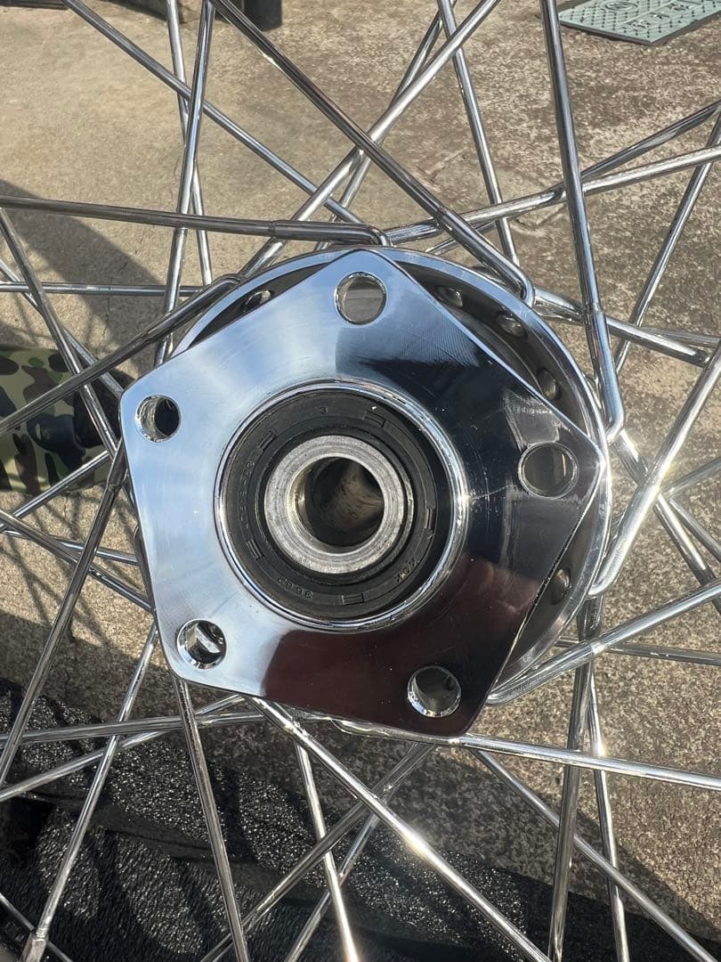 ハーレー　エボ　スポークホイール クロームメッキ　 19インチ　フロント　純正？