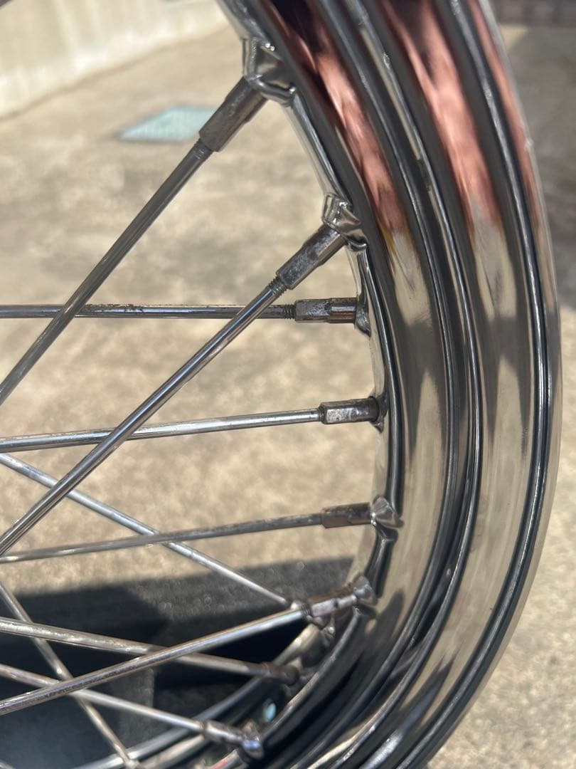 ハーレー　エボ　スポークホイール クロームメッキ　 19インチ　フロント　純正？