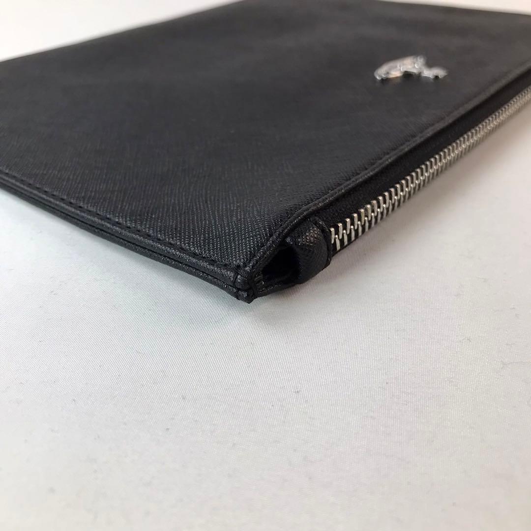 【極美品】ヴィヴィアンウエストウッド　クラッチバッグ　ヴィーガン　オーヴ　黒