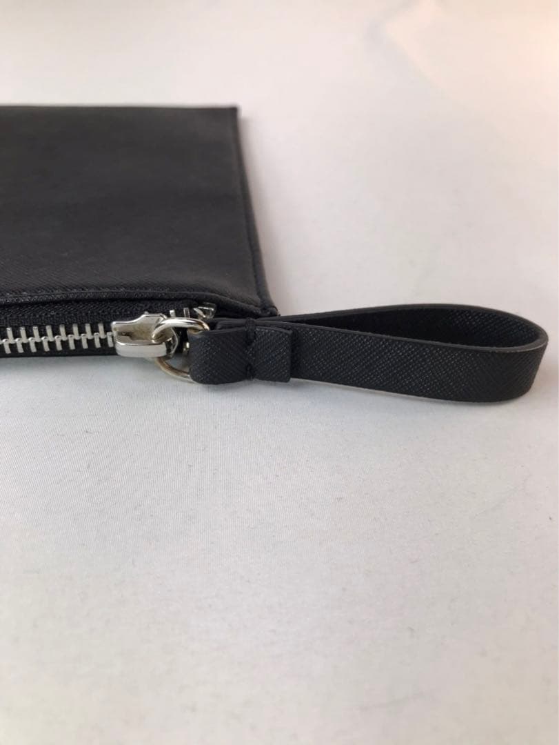 【極美品】ヴィヴィアンウエストウッド　クラッチバッグ　ヴィーガン　オーヴ　黒