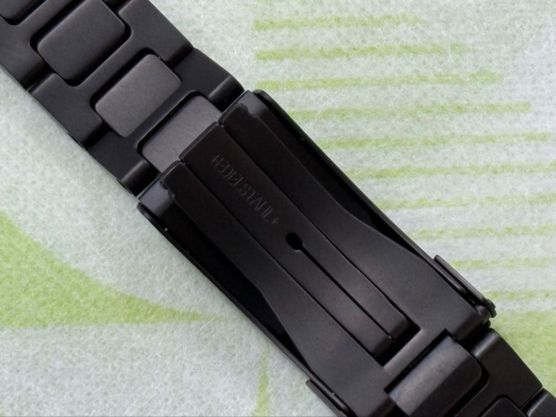 【美品】Sinn 腕時計 純正ブレスレット SSテギメントPVD / 20mm！