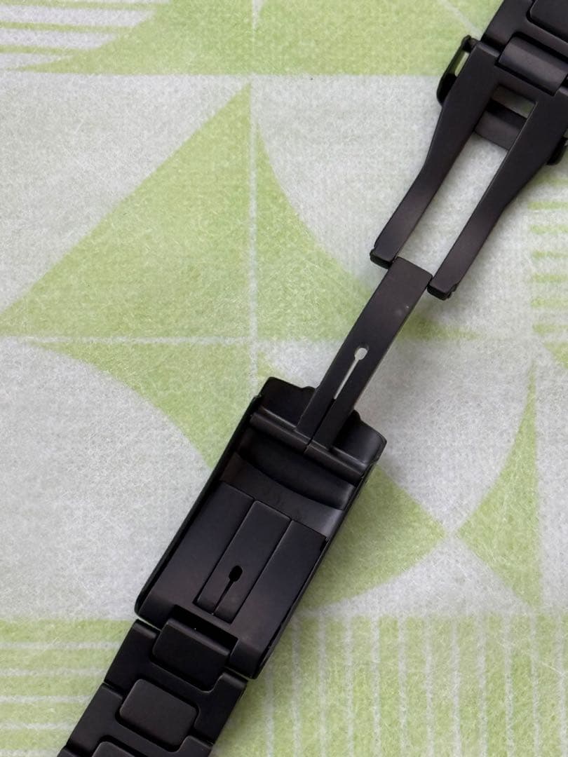 【美品】Sinn 腕時計 純正ブレスレット SSテギメントPVD / 20mm！