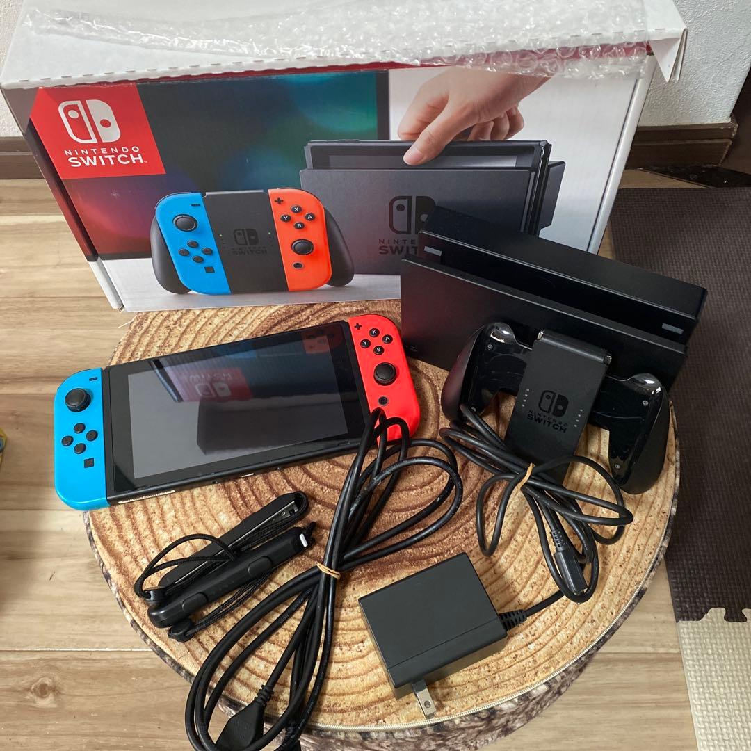 Nintendo Switch ニンテンドースイッチ本体　ネオン ②