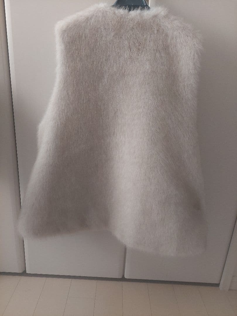 極美品⭐REGLEAM⭐シェイプコード　ファーベスト⭐オフホワイト