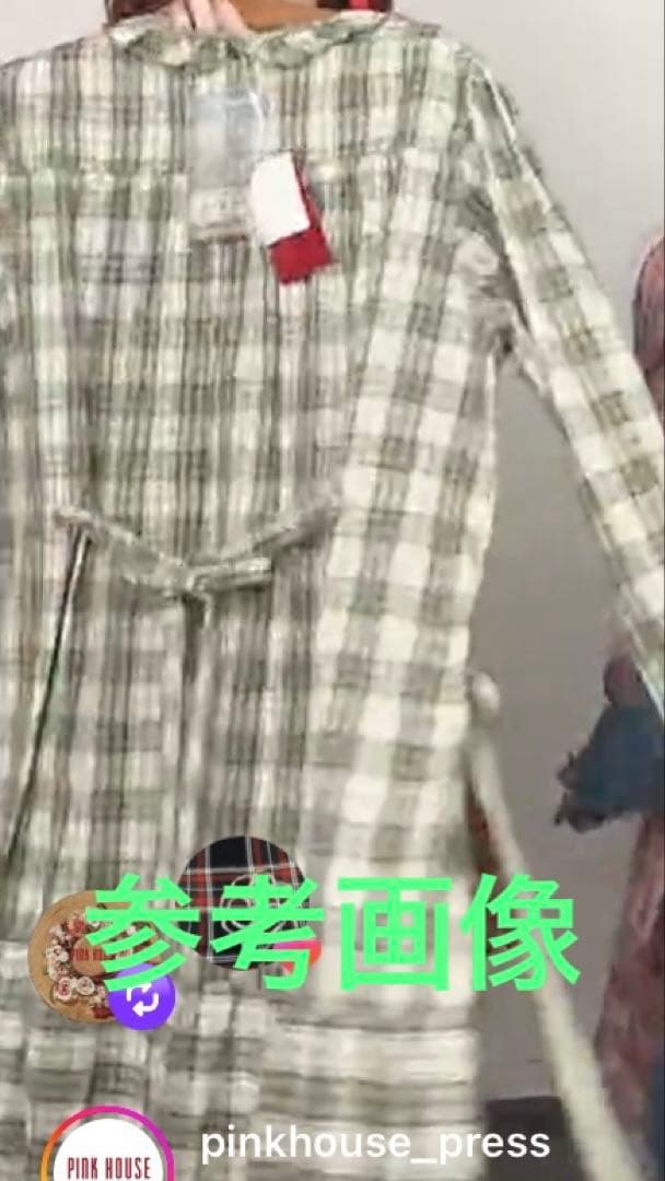 ❣️ピンクハウスバラ園うさぎ刺繍入エプロン付きオリジナルチェックチュニックブラウス