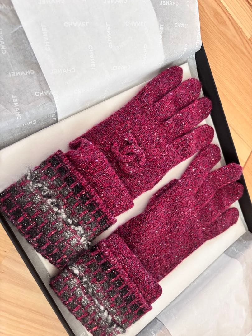 CHANEL ワインレッド手袋 CCロゴ付き