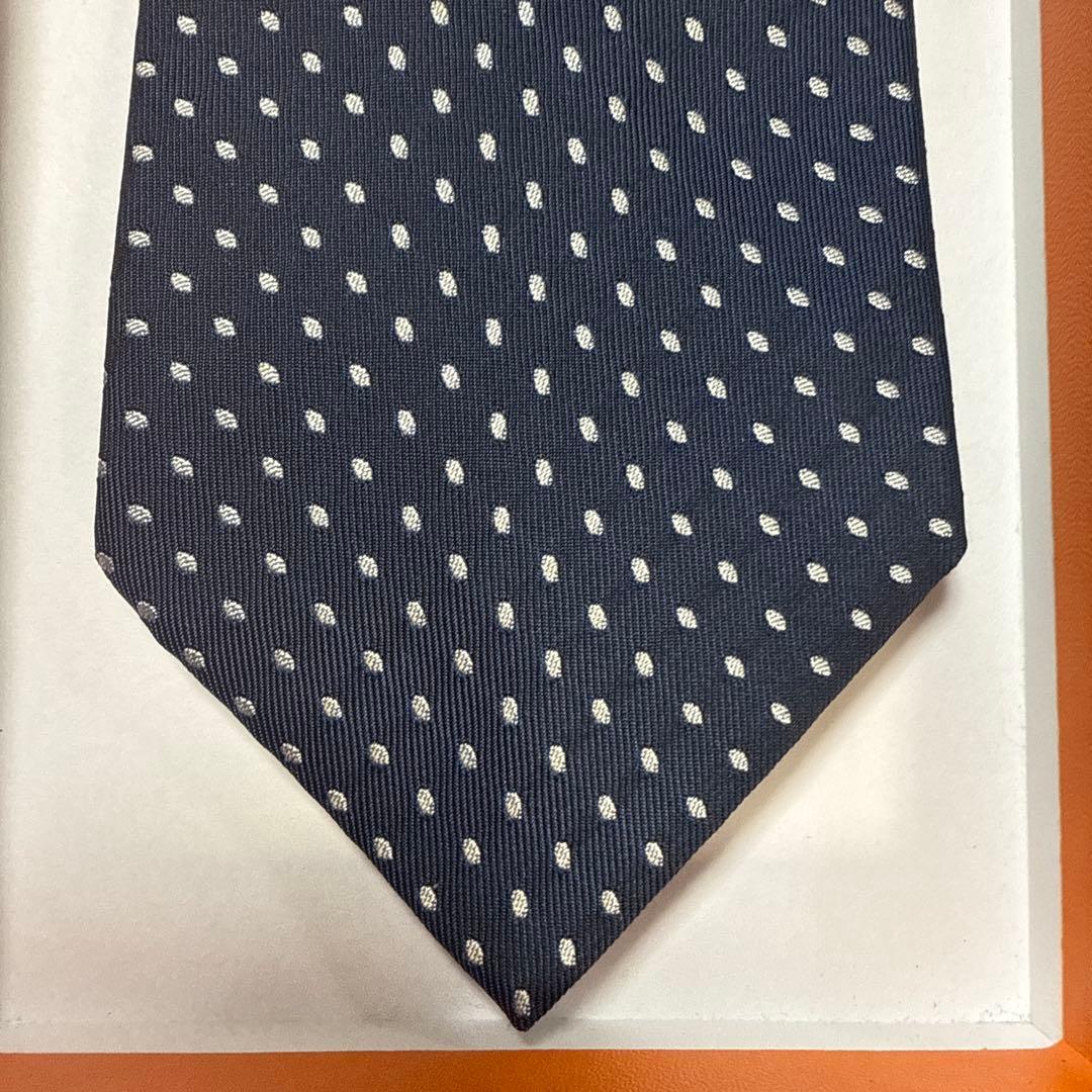 極美品　エルメス　ネクタイ　紺　ドット　シルクジャガード