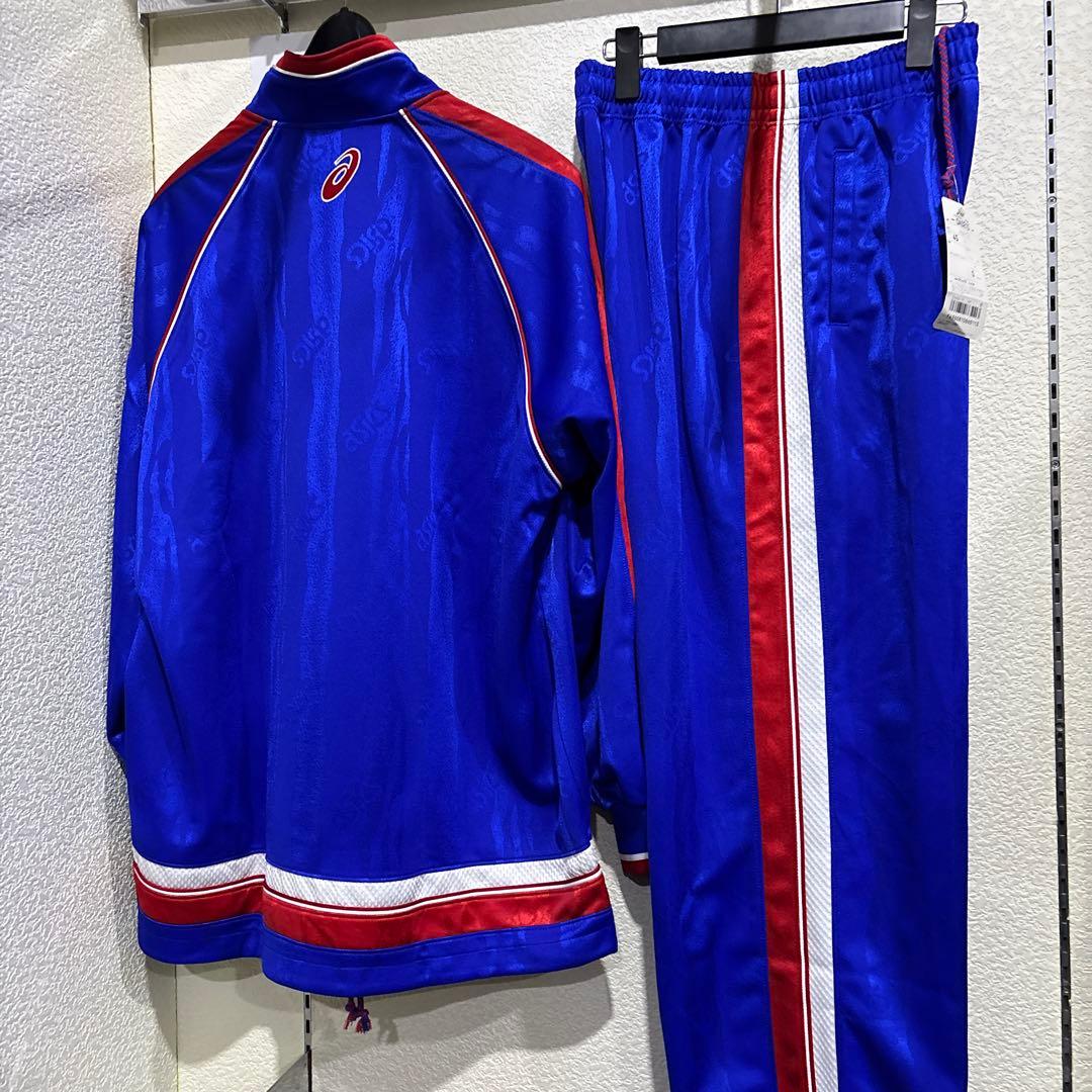 アシックスフットボールギア新品