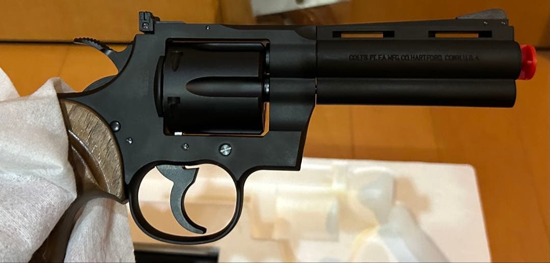 タナカコルトパイソンRモデルガスガン＆チェッカーグリップ