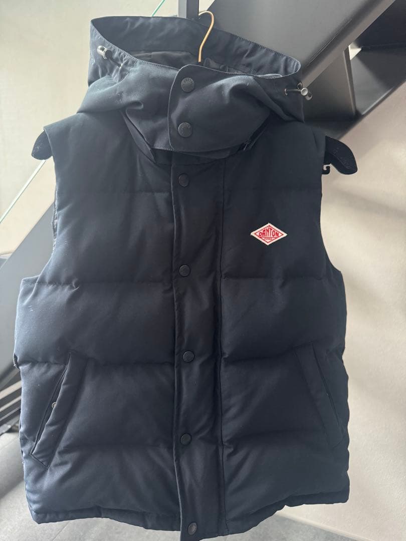【DANTON】ダントン　ダウンベスト ネイビー　フード付きサイズ36 フェザー
