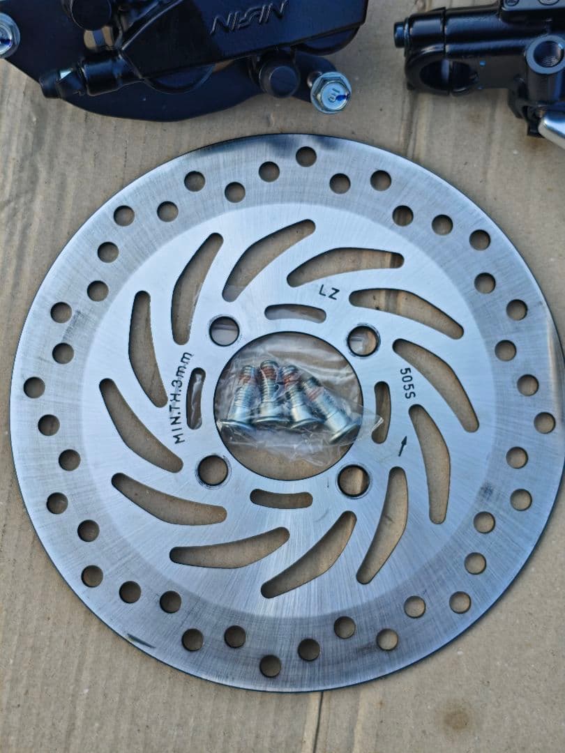 PCX125 JF28 KF12 新車外しブレーキキャリパー・マスター・ディスク