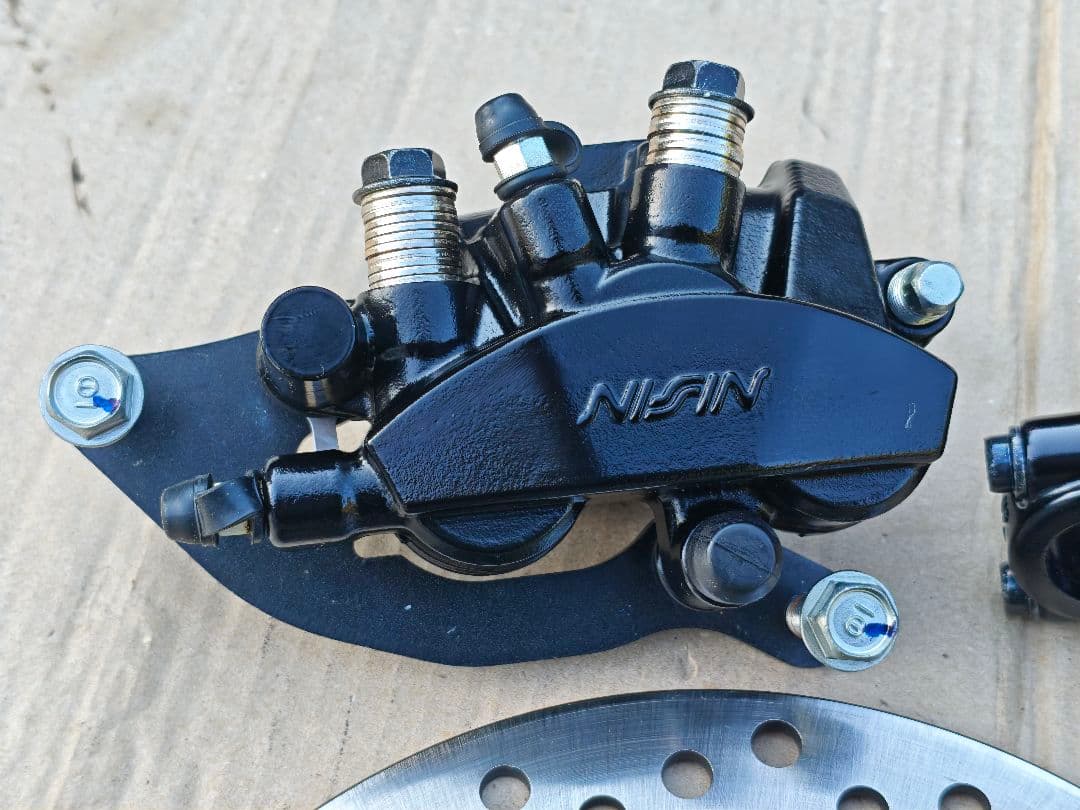 PCX125 JF28 KF12 新車外しブレーキキャリパー・マスター・ディスク