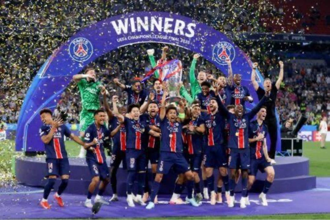 パリ・サンジェルマンUEFAチャンピオンズリーグ 優勝記念ユニフォーム　正規品