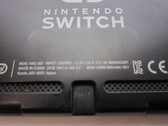 D*y様 ニンテンドースイッチ HAC-001 本体のみ 2018年製　現状品