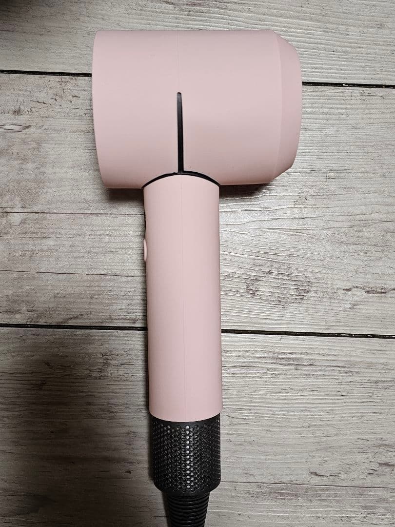 今週末限定　新品シリコンカバー付　ダイソン　メンテナンス済　Dyson hd08