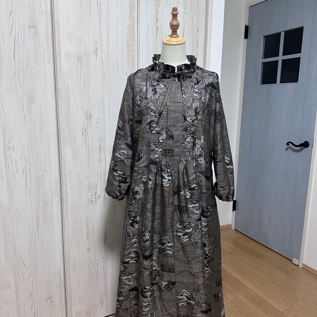 着物リメイク 大島紬(9マルキ)からピンタックの襟ギャザーワンピース(L)