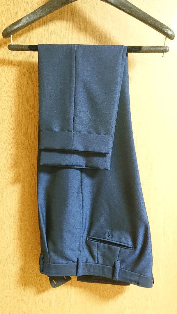 Cesare Attolini　スーツ